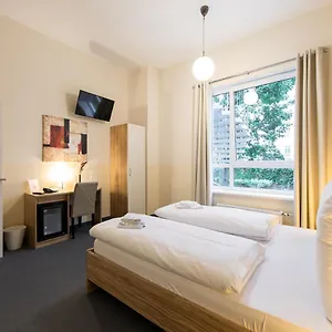 https://nu-hotel-berlin.find-berlin-hotels.com
